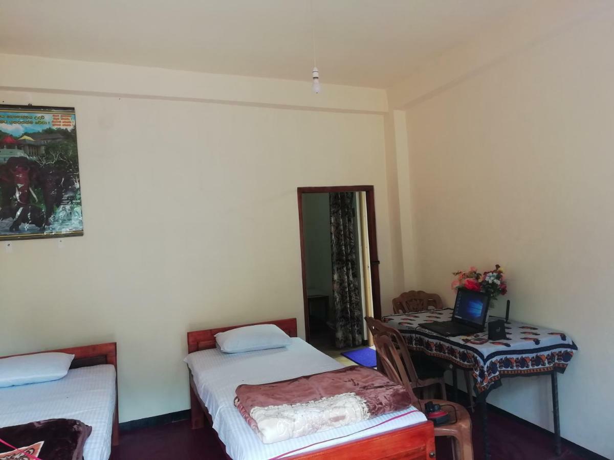 Hello Super Hostel เอลลา ภายนอก รูปภาพ